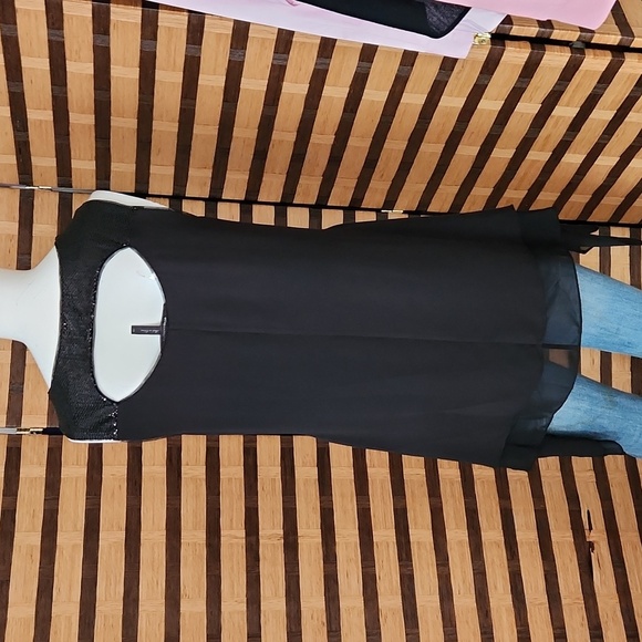 Bcbgmazazria chiffon sequin keyhole top - Picture 7 of 11